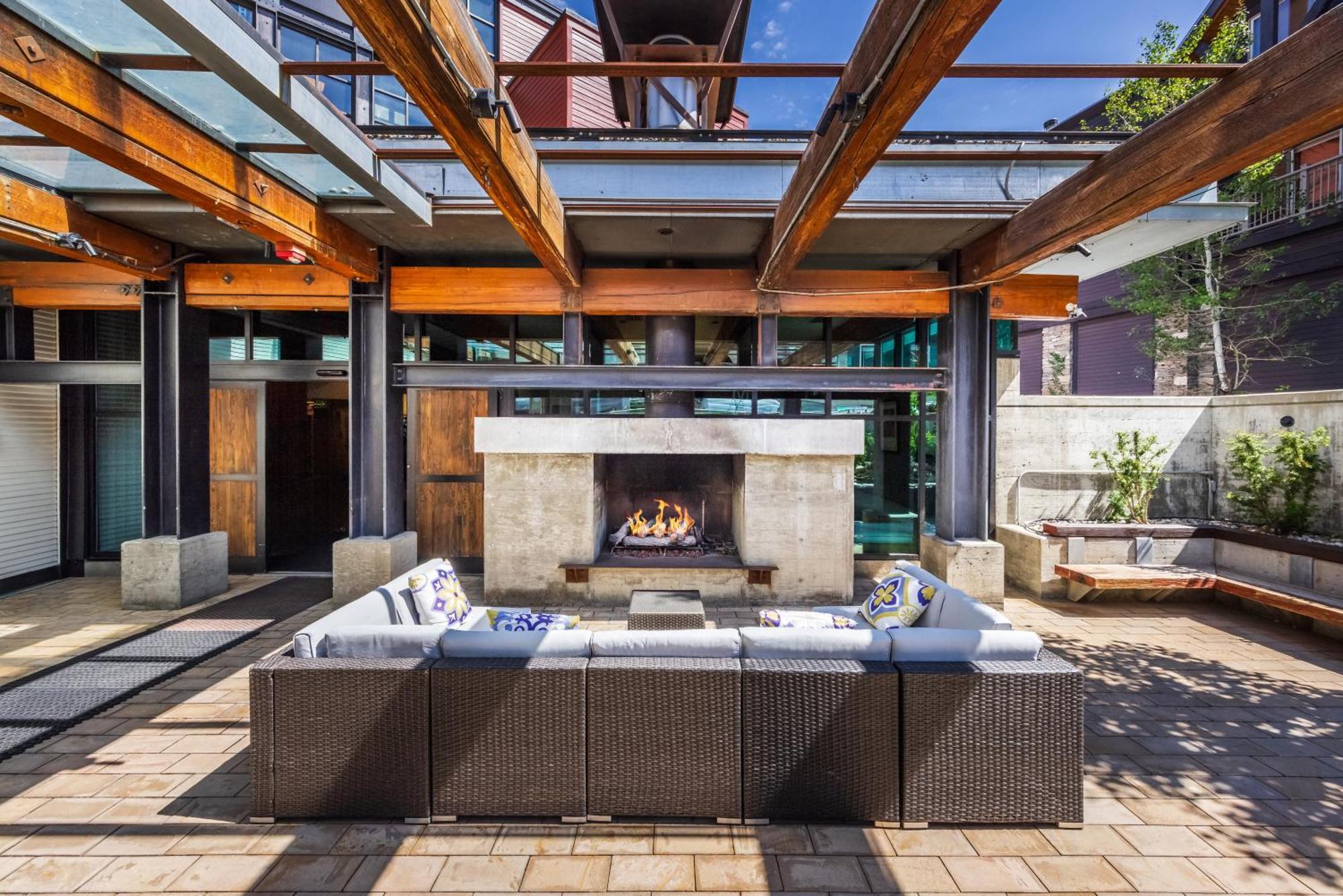 Main & Sky Villa Парк Сити Екстериор снимка