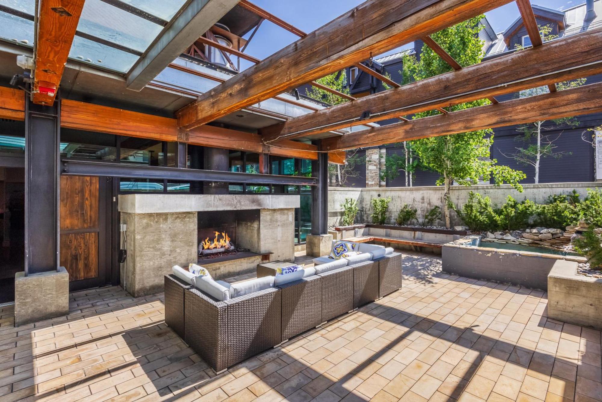 Main & Sky Villa Парк Сити Екстериор снимка
